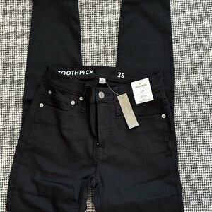 J.Crew 9" mid-rise stretchy toothpick jean in new black